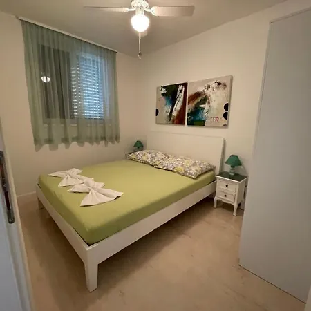 Franda Apartman *