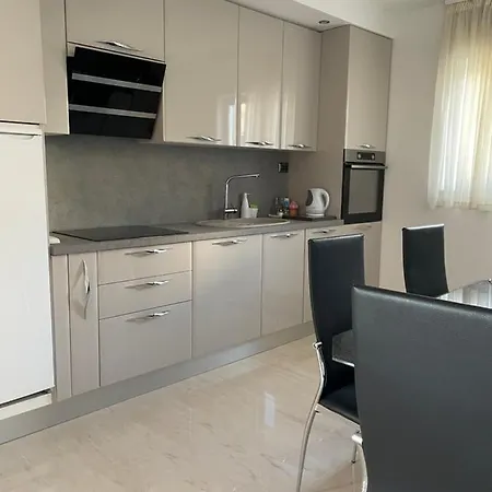 Franda Apartamento *
